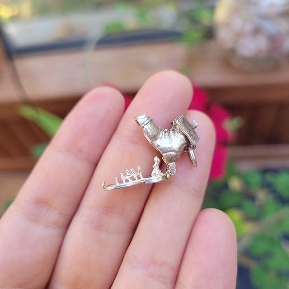 Vintage Antique Solid 925 Sterling Silver Nursery Rhyme Shoe Boot Charm - Picture 15 of 16